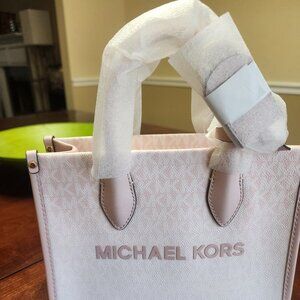 BRAND NEW Michael Kors Mirella Crossbody